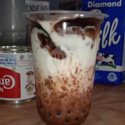 Tiramisu Boba Fresh Milk