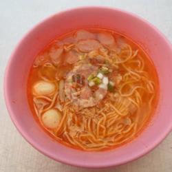 Mie Tomyam Special