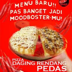 Pizza Rendang Pedas   Daging Keju