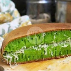 Martabak Pandan Keju Durian