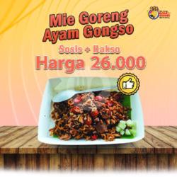 Mie Goreng Ayam Gongso Sosis   Bakso