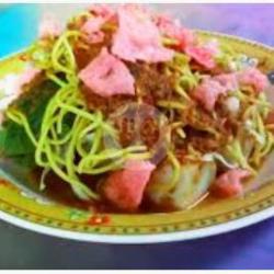 Lontong Mie Kuning Kuah Sayur