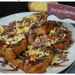 Roti Bakar Toblerone