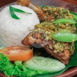 Ayam Penyet Bungsu Cabai Hijau