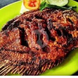 Ikan Gurami Bakar