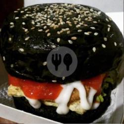 Black Burger Beef   Egg