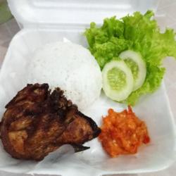 Nasi Ayam Goreng Kalasan Dada