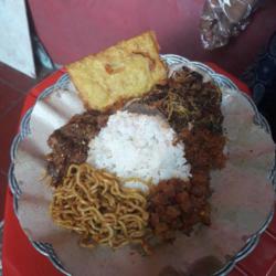 Nasi Campur Tempe Tepung Daging Suwir