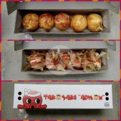 Takoyaki Isi Gurita