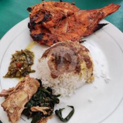 Nasi Bubgkue   Ikan Mujair/nila Bakar