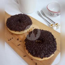 Donat Coklat Meses