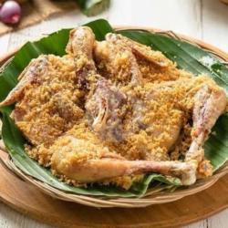 Ayam Goreng Kampung Utuh