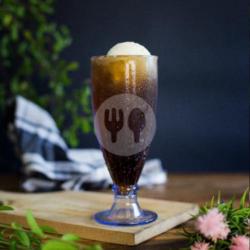 Cola Float