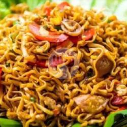 Mie Tektek Goreng