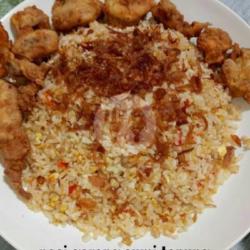 Nasi Goreng   Cumi Tepung   Telor Mata Sapi   Kerupuk   Timun