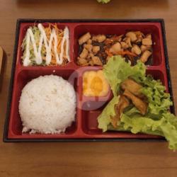 Beef Bento Teriyaki