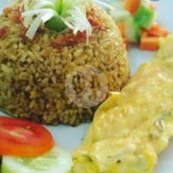 Nasi Goreng Telor Gulung Isi Sosis / Es Nutrisari