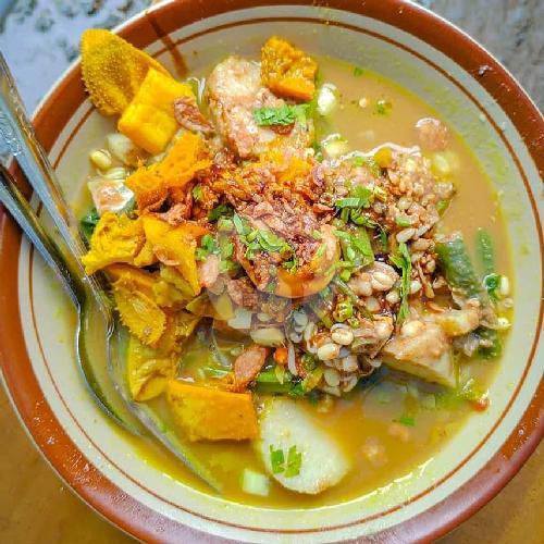 Rujak Soto kuliner khas Banyuwangi Situbondo perpaduan unik