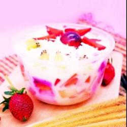 Salad Buah Special Yoghurt  500 Ml