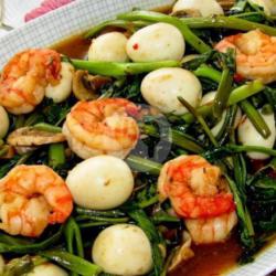 Cah Kangkung  Isi  Seafood