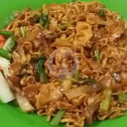 Mietiau Goreng Doubel Telor