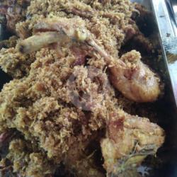 Ayam Goreng Lengkuas