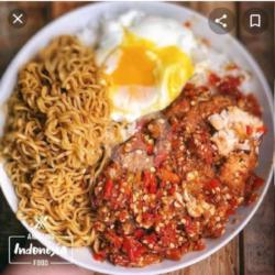 Ayam Geprek   Indomie Goreng