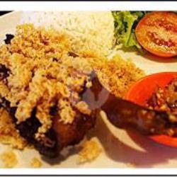 Nasi   Tempe   Lalaban   Sambal   Bebek Keremes