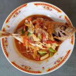 Ikan Kuwe Saus Padang