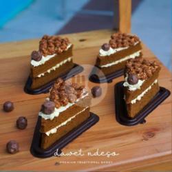 Mocca Nougat Cake