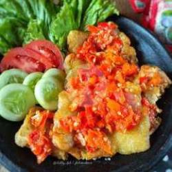 Tempong Tempe Mendoan Plus Nasi