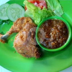 Ayam Goreng   Sambel Madura