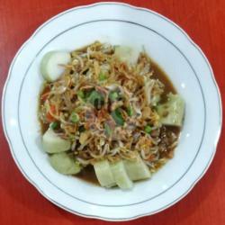 Toge Goreng Dan Lontong