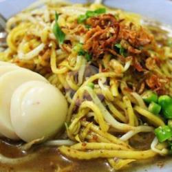 Mie Kuah Kacang