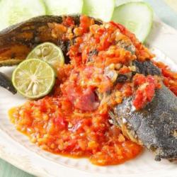Lele Goreng Sambal Gledek.