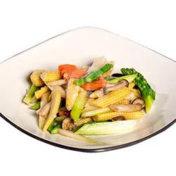 Asparagus With Baby Corn