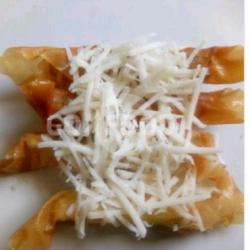 Banana Roll Keju