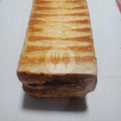 Roti Bakar Rasa Keju Dan Kacang