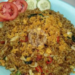 Paket Nasi Goreng Kremes   Es Teh Manis