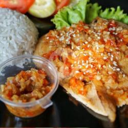 Ayam Panggang Paha Fillet Sambal Josz