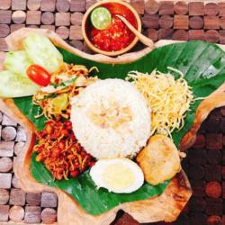 Nasi Uduk Sambel Goreng Teri