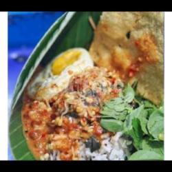 Pecel Ikan Telur