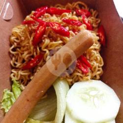 Indomie Sosis Cabe Rawit