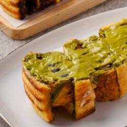 Roti Bakar Matcha Jumbo