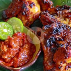 1 / 2 Ekor Ayam Bakar Bandung