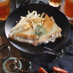 - Tuna Reguler Sandwich