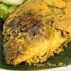 Pepes Ikan Mas