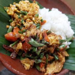 Nasi Oseng Telur