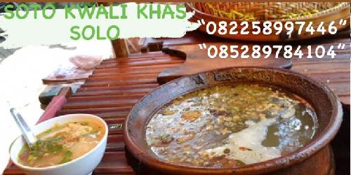 SOTO KWALI KHAS SOLO IBU YANTI