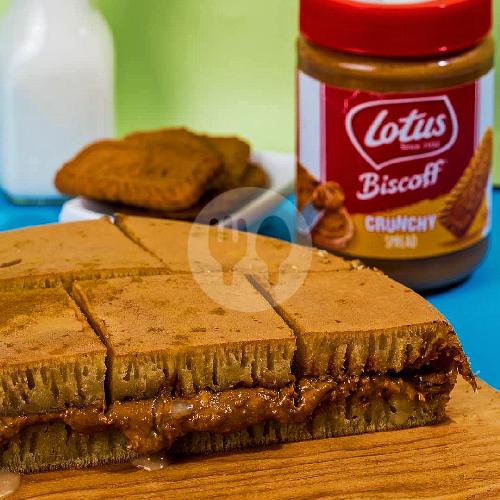 Martabak Lotus Biscoff Keju